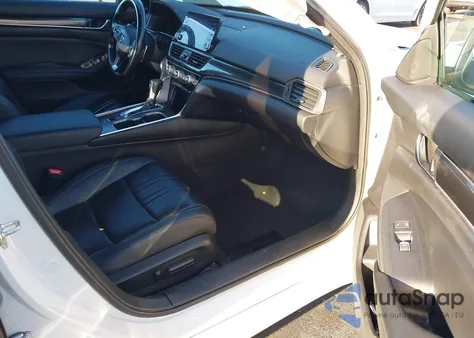 2021 Honda Accord Sport Special Edition z USA, uszkodzony, nr VIN 1HGCV1F44MA113613